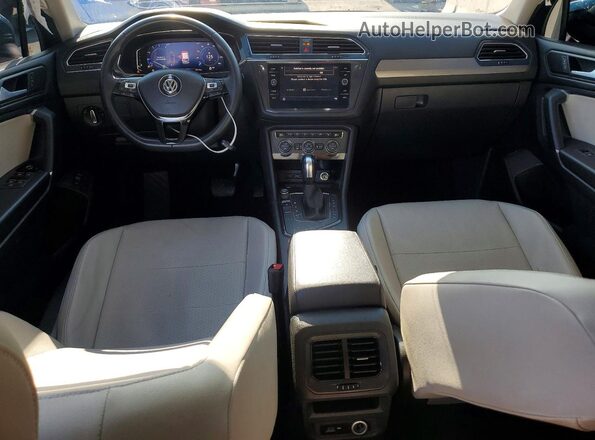 3VV3B7AX4LM158940 2020 VOLKSWAGEN TIGUAN Blue Առջևի վահանակի տեսք