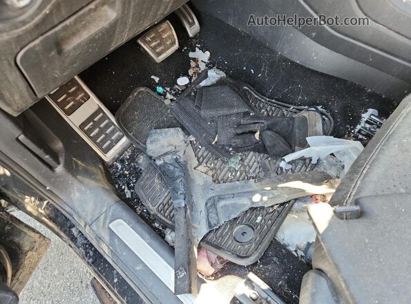 3VV3B7AX4MM026150 2021 VOLKSWAGEN TIGUAN Black 