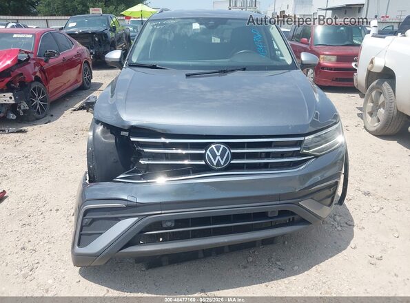 3VV3B7AX4RM204081 2024 VOLKSWAGEN TIGUAN Gray Սալոնի հետևի տեսք