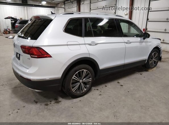 3VV3B7AX5JM001253 2018 VOLKSWAGEN TIGUAN Silver Tył prawy