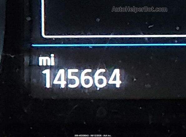 3VV3B7AX5JM001253 2018 VOLKSWAGEN TIGUAN Silver 