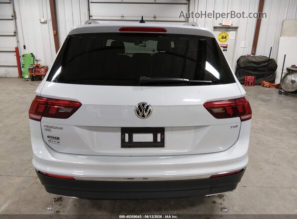 3VV3B7AX5JM001253 2018 VOLKSWAGEN TIGUAN Silver 