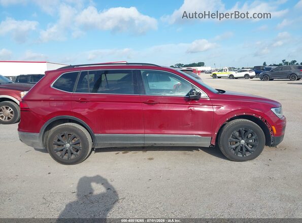 3VV3B7AX5JM056043 2018 VOLKSWAGEN TIGUAN Темно-бордовый Вид задней части салона