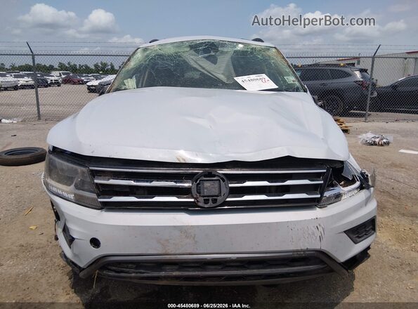 3VV3B7AX5JM214428 2018 VOLKSWAGEN TIGUAN Blue ხელსაწყოთა პანელის ხედი