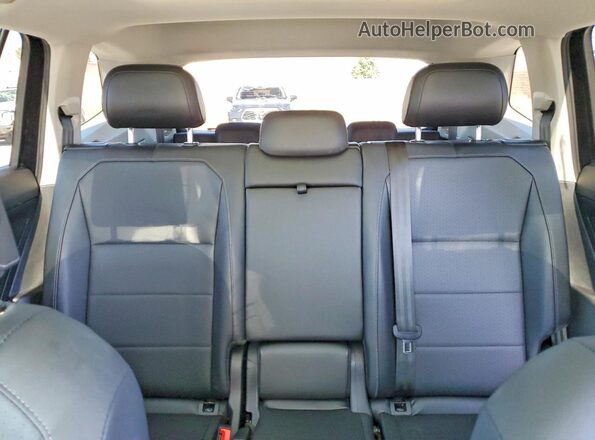 3VV3B7AX5KM061373 2019 VOLKSWAGEN TIGUAN Black 