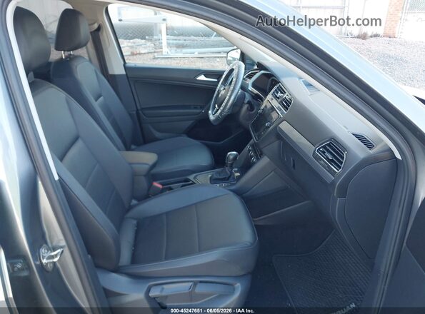 3VV3B7AX5LM132024 2020 VOLKSWAGEN TIGUAN Gray Սալոնի դիմացի տեսք