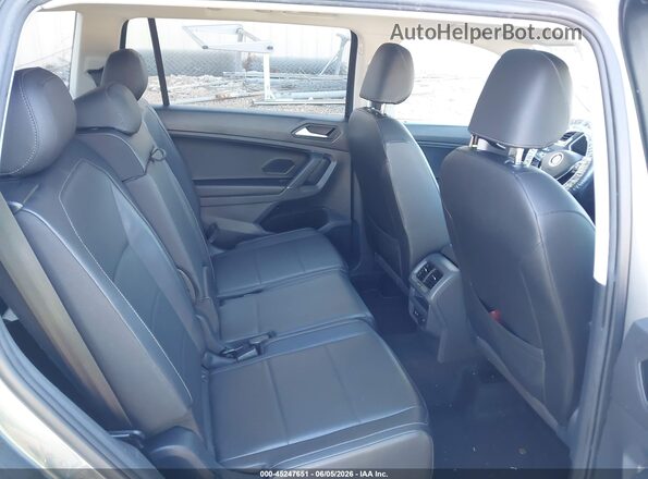 3VV3B7AX5LM132024 2020 VOLKSWAGEN TIGUAN Gray VIN կոդի պիտակի տեսք