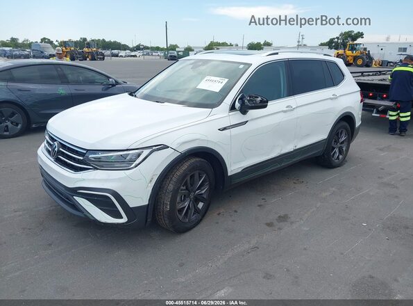 3VV3B7AX5NM047381 2022 VOLKSWAGEN TIGUAN White Vista tres cuartos delantera izquierda