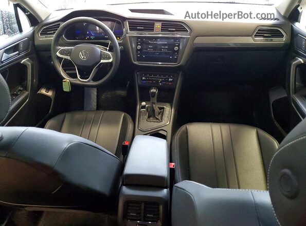 3VV3B7AX5RM043238 2024 VOLKSWAGEN TIGUAN Gray Widok deski rozdzielczej