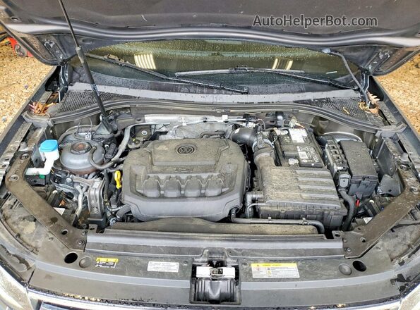 3VV3B7AX5RM043238 2024 VOLKSWAGEN TIGUAN Gray Widok komory silnika