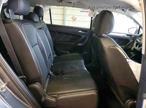 3VV3B7AX5RM043238 2024 VOLKSWAGEN TIGUAN Gray Widok wnętrza z tyłu