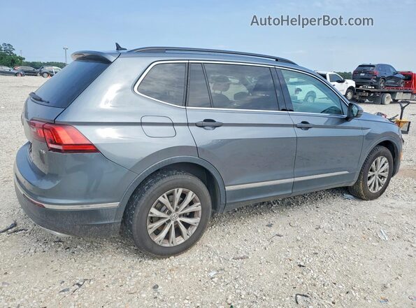 3VV3B7AX7JM023464 2018 VOLKSWAGEN TIGUAN Gray 