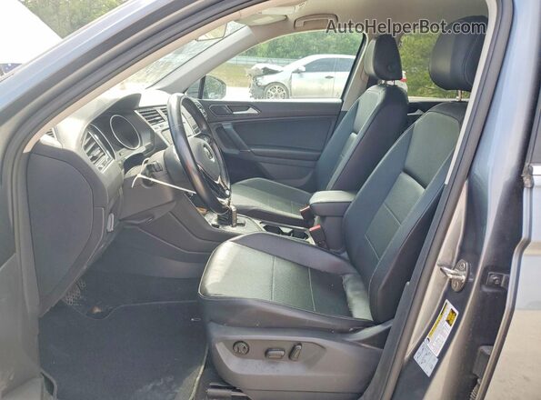 3VV3B7AX7JM023464 2018 VOLKSWAGEN TIGUAN Gray 