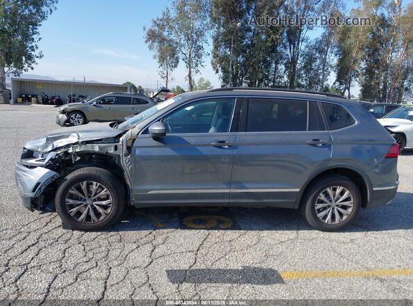 3VV3B7AX7JM069263 2018 VOLKSWAGEN TIGUAN Gray 