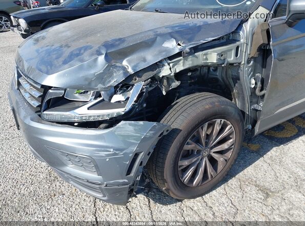 3VV3B7AX7JM069263 2018 VOLKSWAGEN TIGUAN Gray 