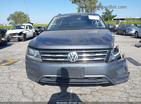 3VV3B7AX7JM069263 2018 VOLKSWAGEN TIGUAN Gray Вид задньої частини салону