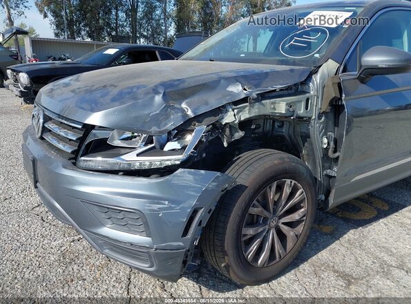 3VV3B7AX7JM069263 2018 VOLKSWAGEN TIGUAN Gray Вид спереду