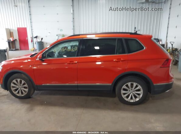 3VV3B7AX7JM074799 2018 VOLKSWAGEN TIGUAN Red სალონის 360-გრადუსიანი ხედი