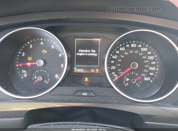 3VV3B7AX7KM130905 2019 VOLKSWAGEN TIGUAN Green Rear seats view