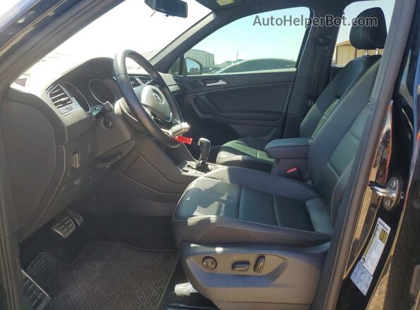 3VV3B7AX7MM056517 2021 VOLKSWAGEN TIGUAN Black 