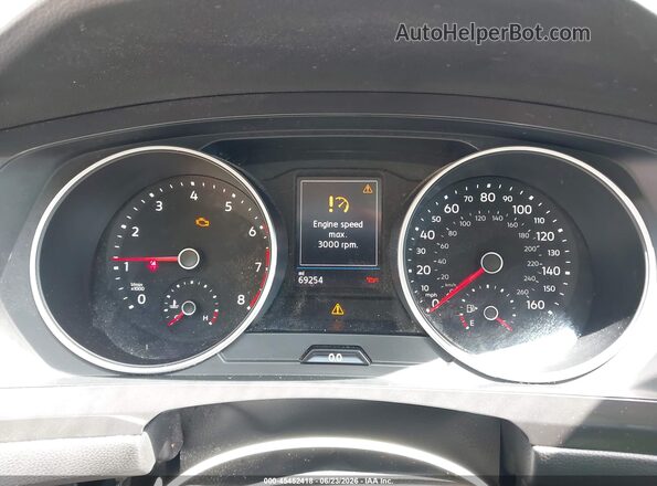 3VV3B7AX7MM105795 2021 VOLKSWAGEN TIGUAN Серый Вид задних сидений