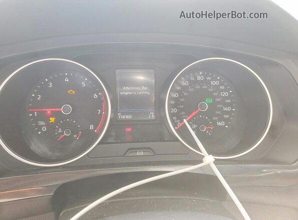 3VV3B7AX8JM002669 2018 VOLKSWAGEN TIGUAN Gray Սարքավորումների վահանակի տեսք
