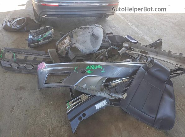 3VV3B7AX8JM002669 2018 VOLKSWAGEN TIGUAN Gray VIN կոդի պիտակի տեսք