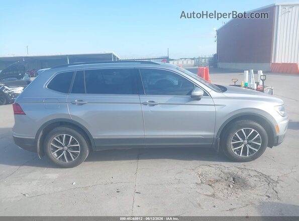 3VV3B7AX8LM017840 2020 VOLKSWAGEN TIGUAN Gray Vista interior de 360 grados