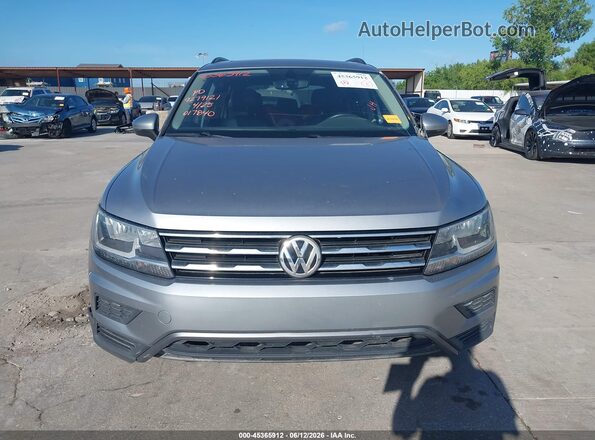 3VV3B7AX8LM017840 2020 VOLKSWAGEN TIGUAN Gray Vista interior trasera