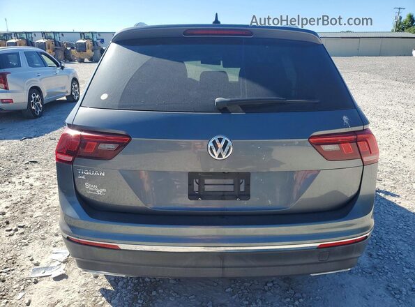3VV3B7AX8LM065290 2020 VOLKSWAGEN TIGUAN Gray Հետևի տեսք