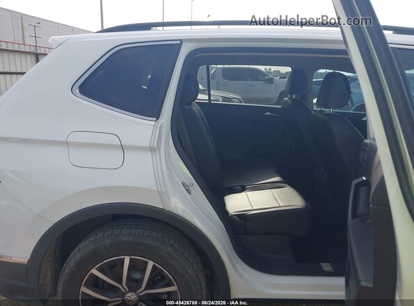3VV3B7AX8MM070880 2021 VOLKSWAGEN TIGUAN White VIN კოდის სტიკერის ხედი