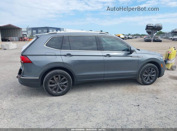 3VV3B7AX8NM092489 2022 VOLKSWAGEN TIGUAN Gray Вид задньої частини салону