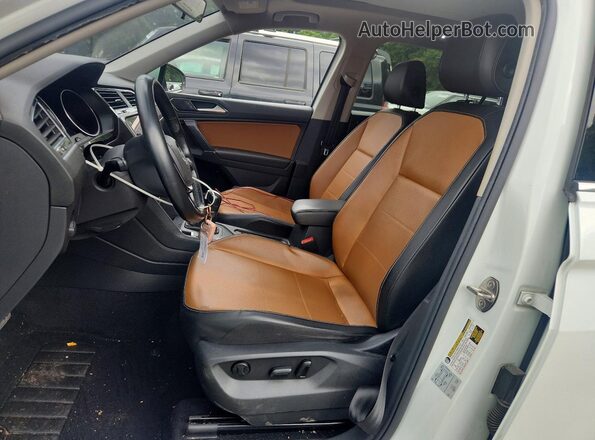 3VV3B7AX9JM200077 2018 VOLKSWAGEN TIGUAN White 