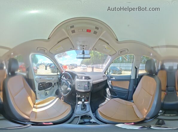 3VV3B7AX9JM200077 2018 VOLKSWAGEN TIGUAN White 