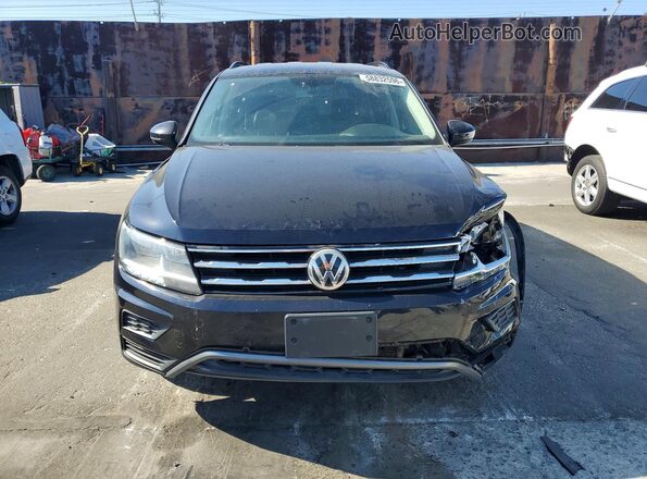 3VV3B7AX9JM214416 2018 VOLKSWAGEN TIGUAN Black Widok z przodu
