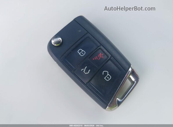 3VV3B7AX9KM013987 2019 VOLKSWAGEN TIGUAN Blue Вид панелі приладів