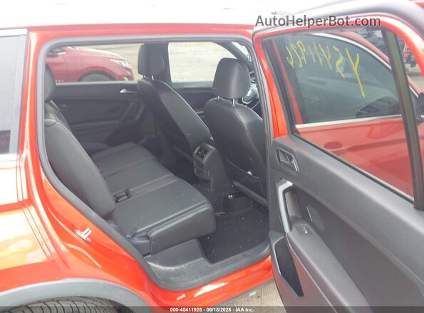 3VV3B7AX9KM039778 2019 VOLKSWAGEN TIGUAN Orange Widok naklejki z numerem VIN
