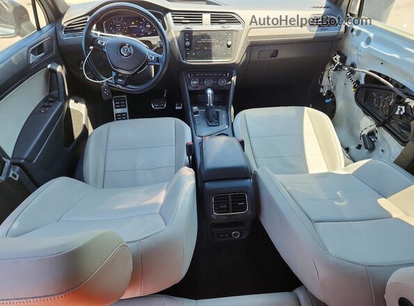 3VV3B7AX9KM084848 2019 VOLKSWAGEN TIGUAN White Вид панелі приладів