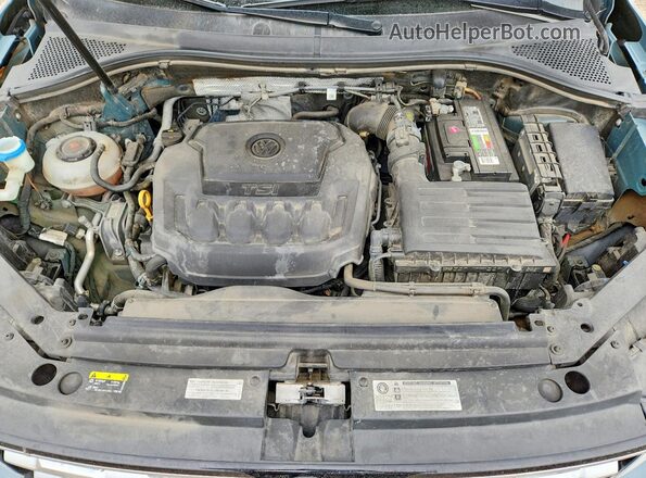 3VV3B7AX9LM058607 2020 VOLKSWAGEN TIGUAN Blue Vista del compartimento del motor