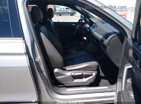 3VV3B7AX9LM149151 2020 VOLKSWAGEN TIGUAN Gray Vista interior delantera