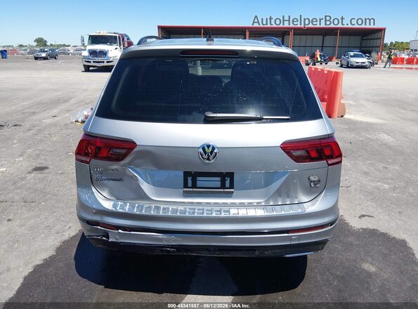 3VV3B7AX9LM149151 2020 VOLKSWAGEN TIGUAN Gray 