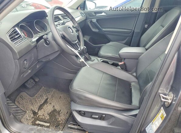 3VV3B7AX9MM067292 2021 VOLKSWAGEN TIGUAN Gray 