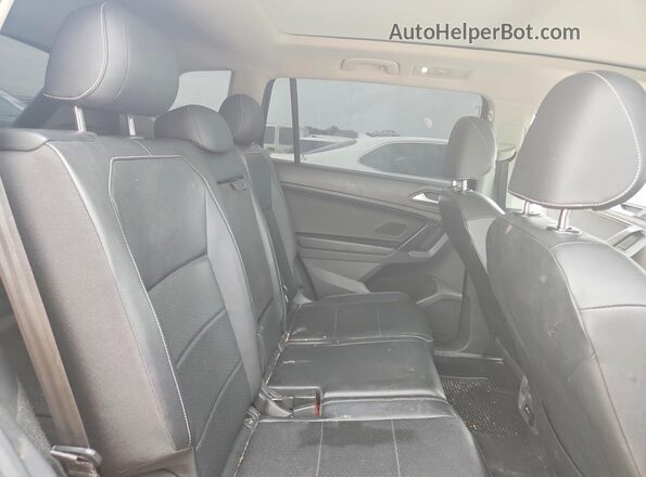 3VV3B7AX9MM067292 2021 VOLKSWAGEN TIGUAN Gray 