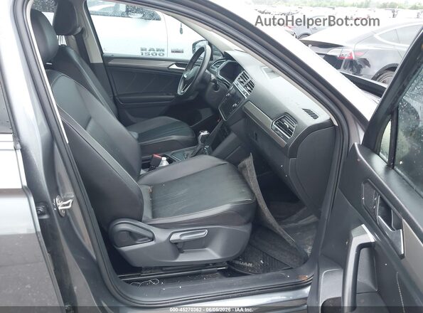 3VV3B7AX9NM119652 2022 VOLKSWAGEN TIGUAN Gray Vista interior delantera