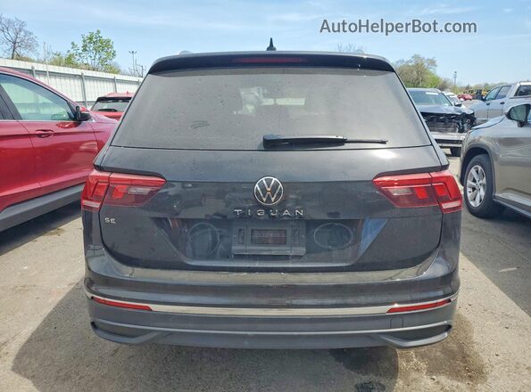 3VV3B7AX9RM074427 2024 VOLKSWAGEN TIGUAN Black Rear view