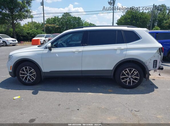 3VV3B7AXXKM199152 2019 VOLKSWAGEN TIGUAN Белый 