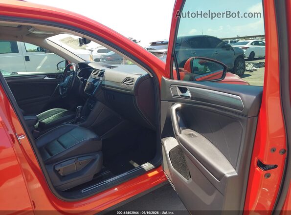 3VV4B7AX0KM039396 2019 VOLKSWAGEN TIGUAN Orange წინა სალონის ხედი