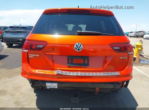 3VV4B7AX0KM039396 2019 VOLKSWAGEN TIGUAN Orange 