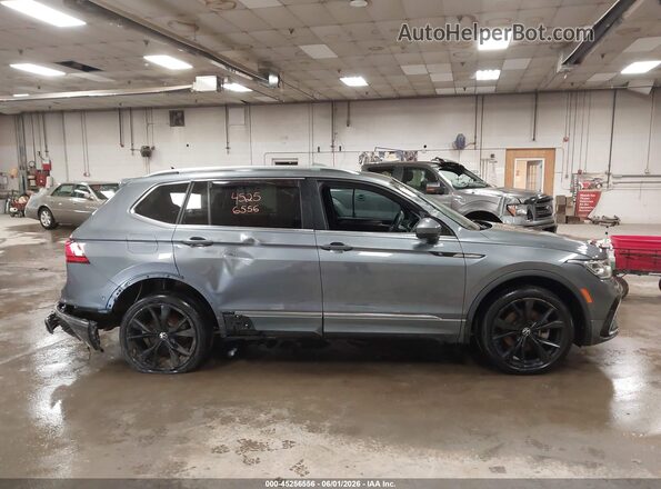 3VV4B7AX0NM147280 2022 VOLKSWAGEN TIGUAN Gray Vista interior trasera