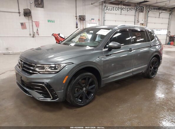 3VV4B7AX0NM147280 2022 VOLKSWAGEN TIGUAN Gray Vista tres cuartos delantera izquierda